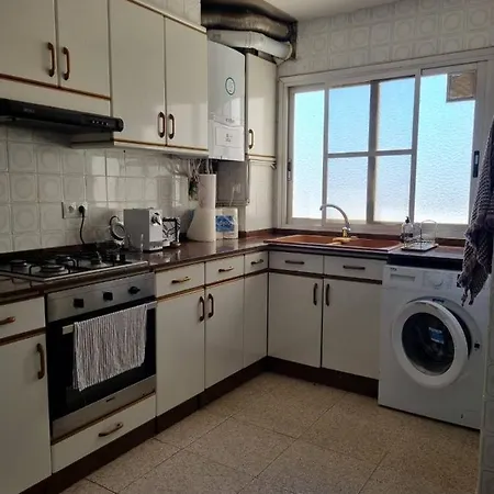 Lovely 4 Bed Flat Apartment